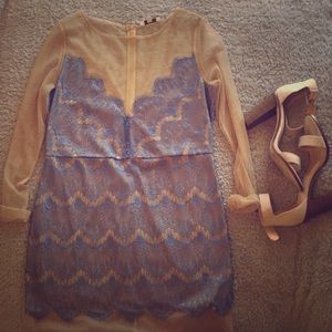 L-Glamorous Dress NWOT